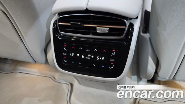 Mercedes-Benz EQS 2023 — photo 34