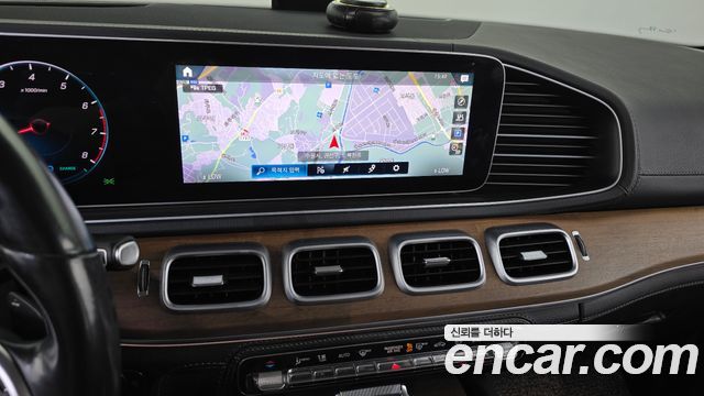 Mercedes-Benz GLE-Class 2019 — photo 12