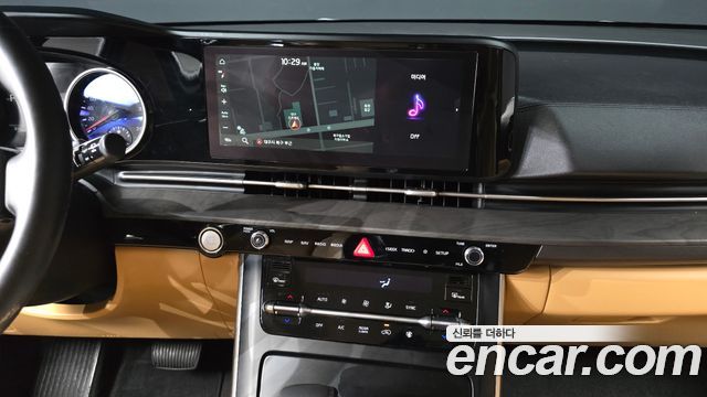 Kia Canival 2023 — photo 19