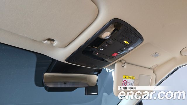 Kia Canival 2023 — photo 29