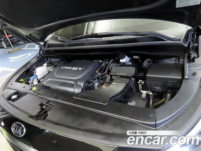 Kia Canival 2018 — photo 10