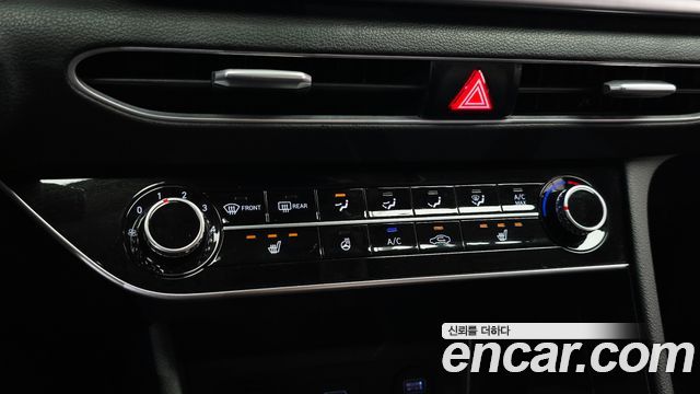 Hyundai Sonata 2022 — photo 19
