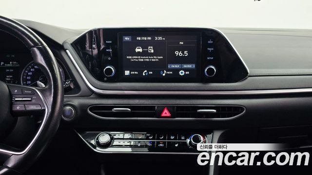 Hyundai Sonata 2022 — photo 20