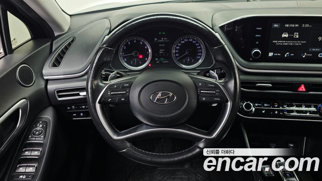 Hyundai Sonata 2022 — photo 21