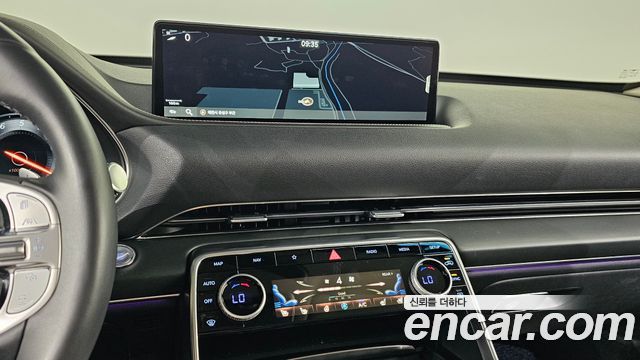 Genesis GV80 2022 — photo 18