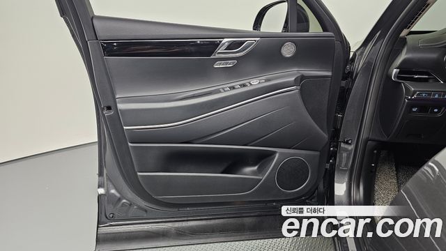 Genesis GV80 2022 — photo 14