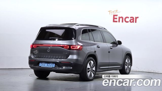 Mercedes-Benz EQB 2024 — photo 2
