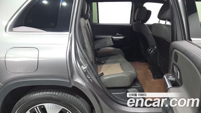 Mercedes-Benz EQB 2024 — photo 17