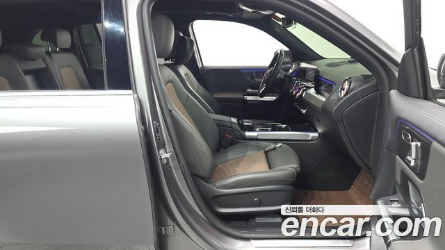 Mercedes-Benz EQB 2024 — photo 16