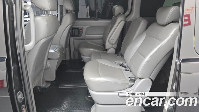 Hyundai Starex 2014 — photo 18