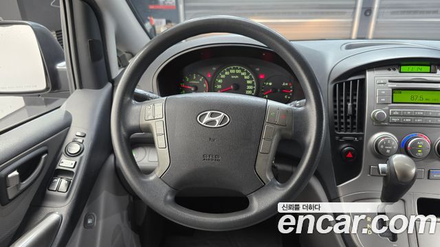 Hyundai Starex 2014 — photo 19