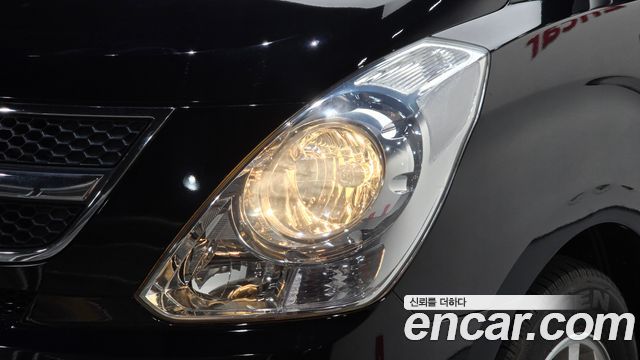 Hyundai Starex 2014 — photo 8
