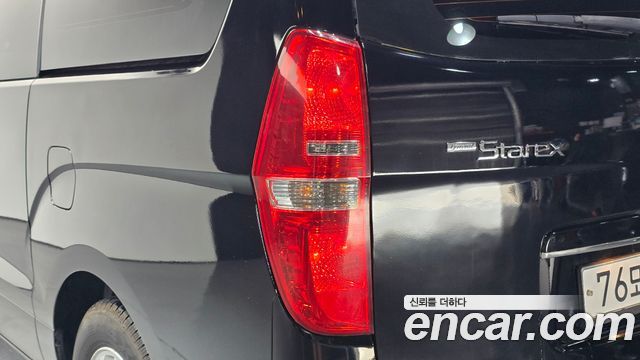Hyundai Starex 2014 — photo 9