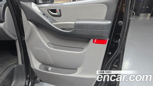 Hyundai Starex 2014 — photo 14