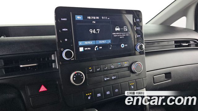 Hyundai Staria 2023 — photo 17