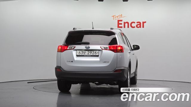 Toyota RAV4 2015 — photo 4