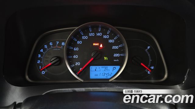 Toyota RAV4 2015 — photo 8