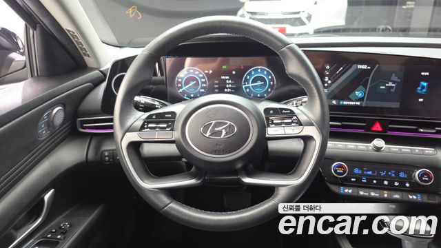 Hyundai AVANTE 2023 — photo 19