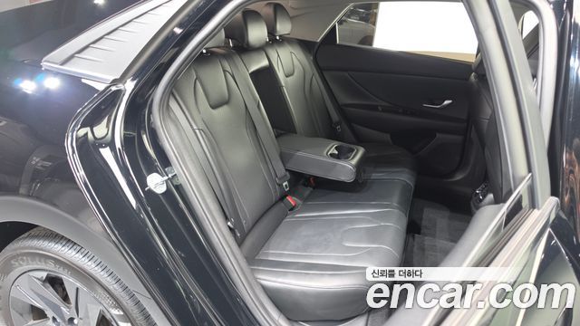 Hyundai AVANTE 2023 — photo 21