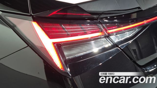 Hyundai AVANTE 2023 — photo 9