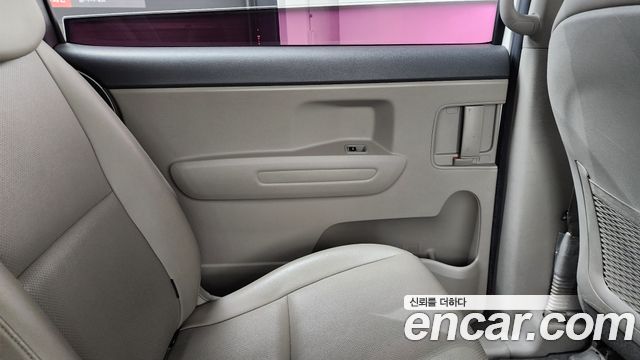 Kia Canival 2016 — photo 15