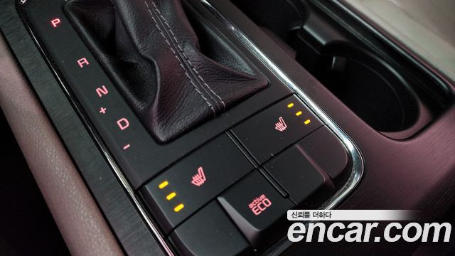 Kia Canival 2016 — photo 29
