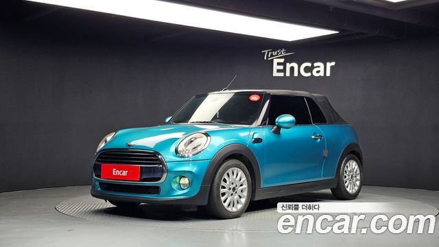 Mini Cooper Convertible 2016 — photo 19
