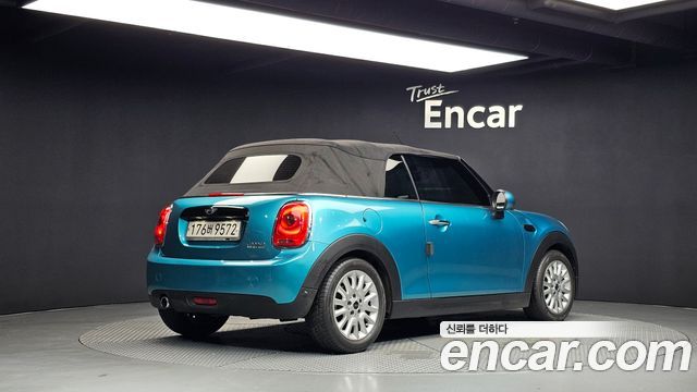 Mini Cooper Convertible 2016 — photo 20