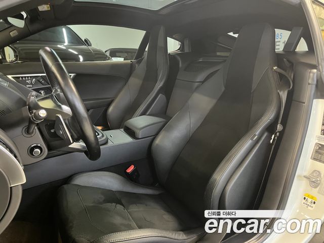 Jaguar F-TYPE 2019 — photo 17