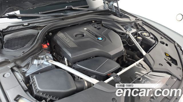 BMW 5-Series 2018 — photo 6