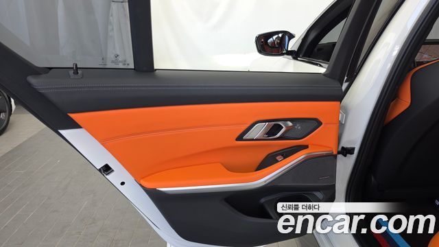BMW M3 2024 — photo 15