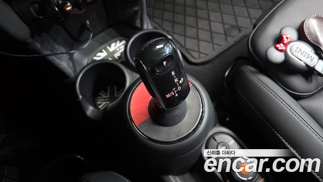 Mini Cooper 2021 — photo 12