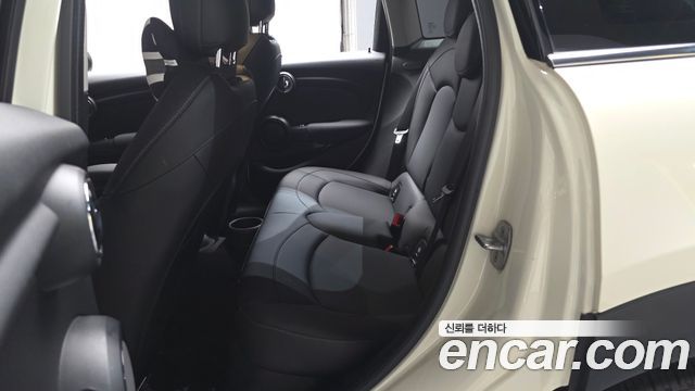 Mini Cooper 2021 — photo 18