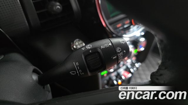 Mini Cooper 2021 — photo 27