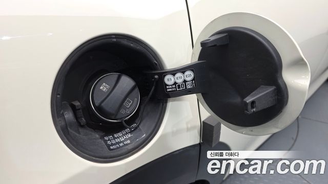 Mini Cooper 2021 — photo 30