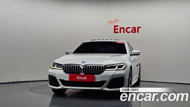 BMW 5-Series 2023 — photo 3