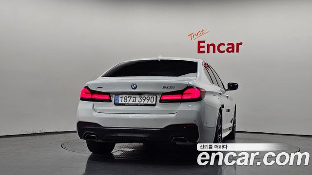 BMW 5-Series 2023 — photo 4