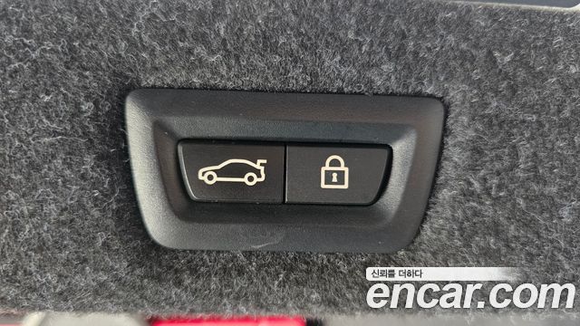 BMW 5-Series 2023 — photo 22