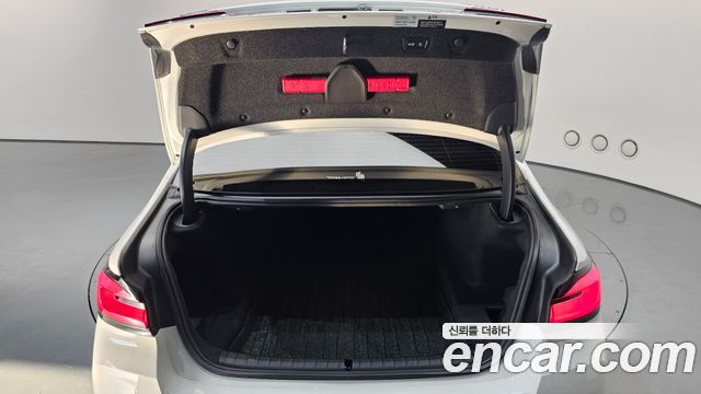 BMW 5-Series 2023 — photo 23