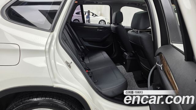 BMW X1 2014 — photo 12