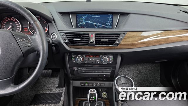 BMW X1 2014 — photo 14