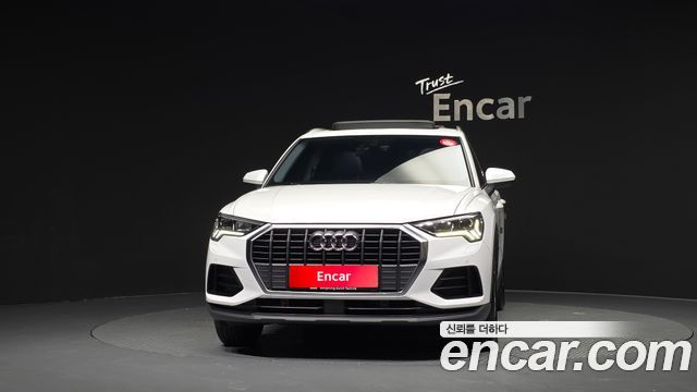 Audi Q3 2020 — photo 3