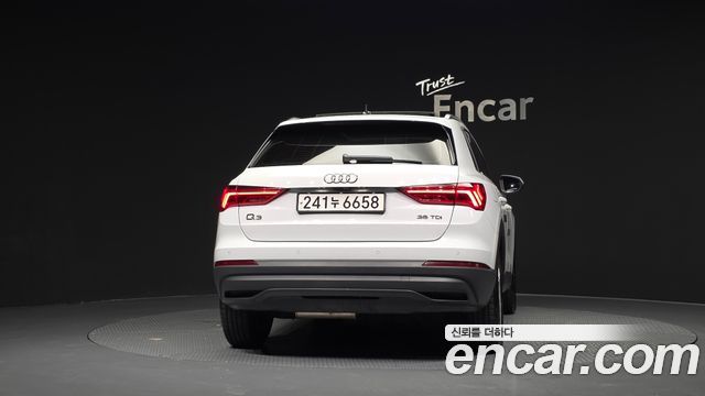 Audi Q3 2020 — photo 4
