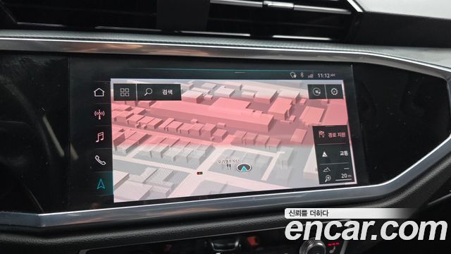 Audi Q3 2020 — photo 20