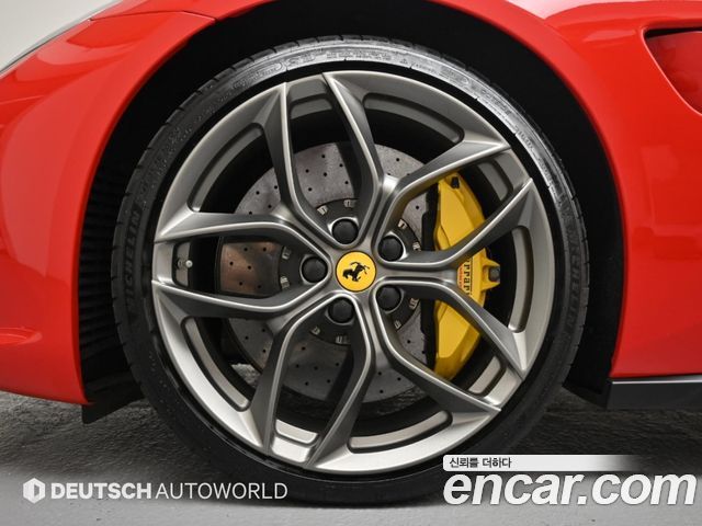 Ferrari GTC4 Lusso 2018 — photo 5