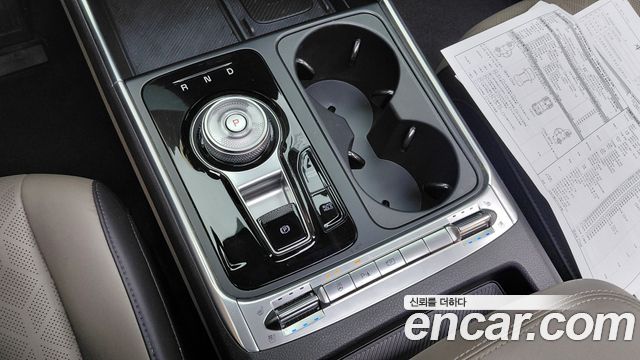 Kia Canival 2025 — photo 12