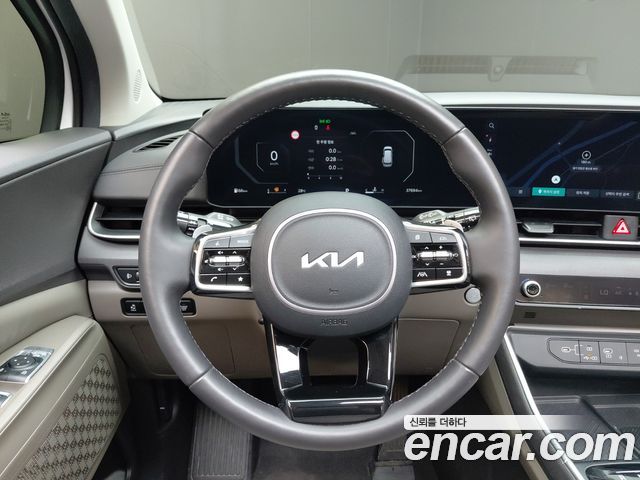 Kia Canival 2025 — photo 20