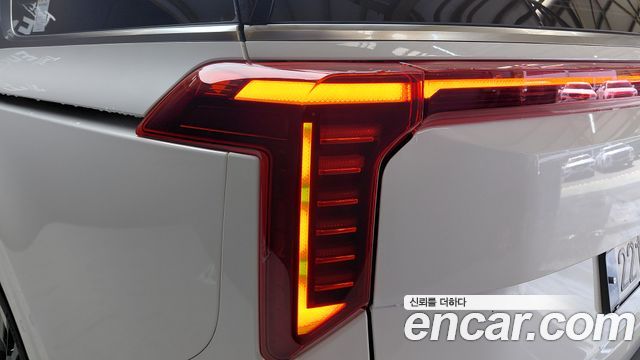 Kia Canival 2025 — photo 9