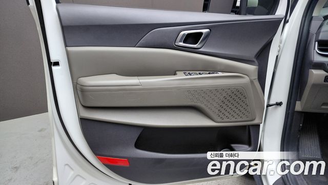 Kia Canival 2025 — photo 14