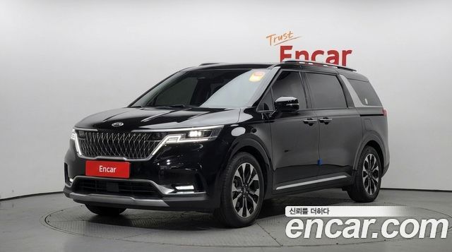 Kia Canival 2021 — photo 1
